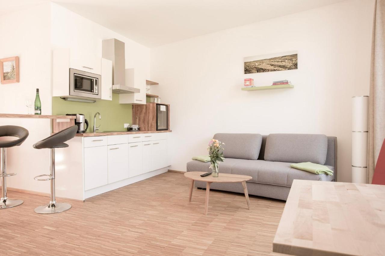 Strass  Ferienwohnung Am Weingut Eisenbock מראה חיצוני תמונה