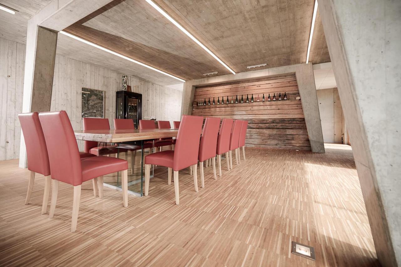 Strass  Ferienwohnung Am Weingut Eisenbock מראה חיצוני תמונה